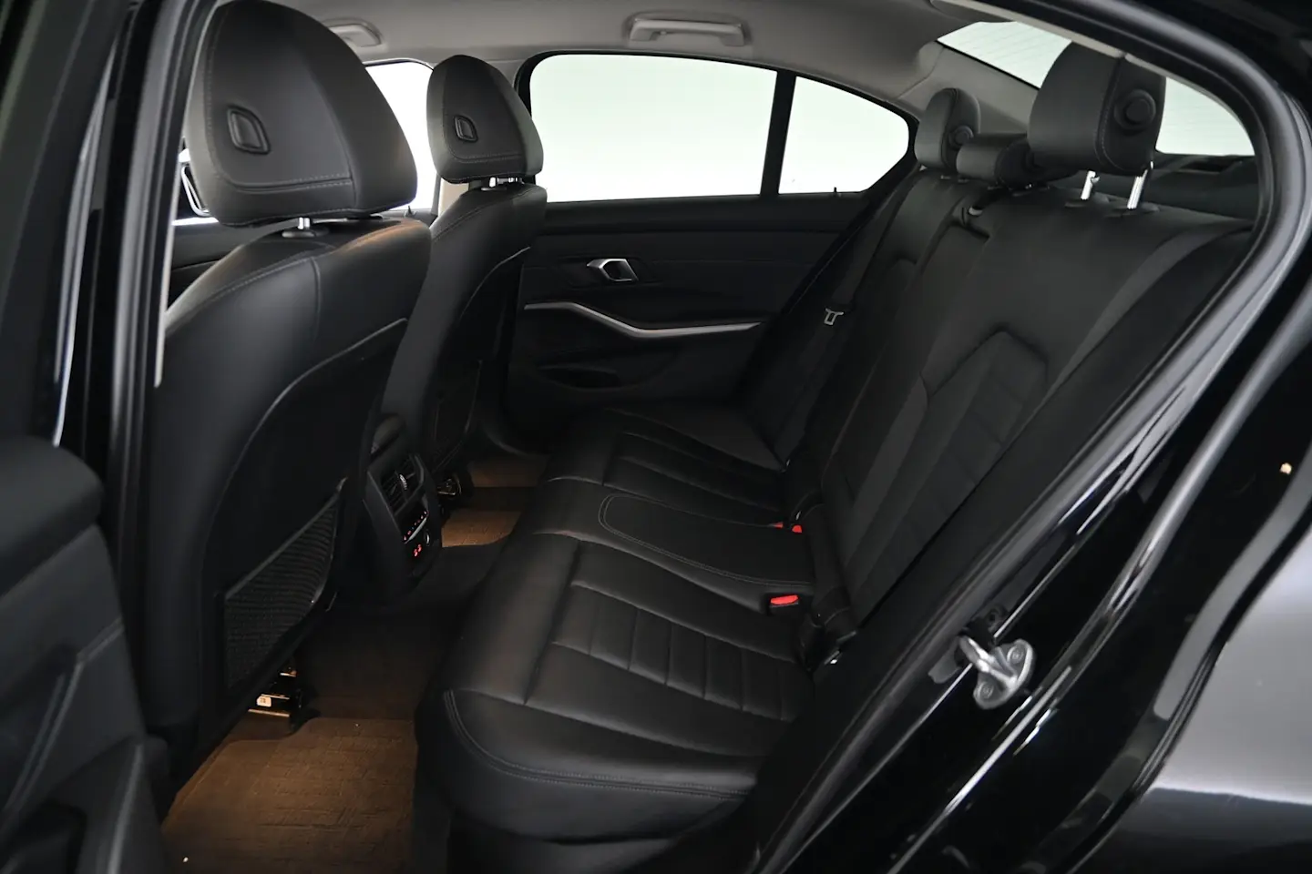 Car Image - 3wxULx3VYPua0FypQOS93Z
