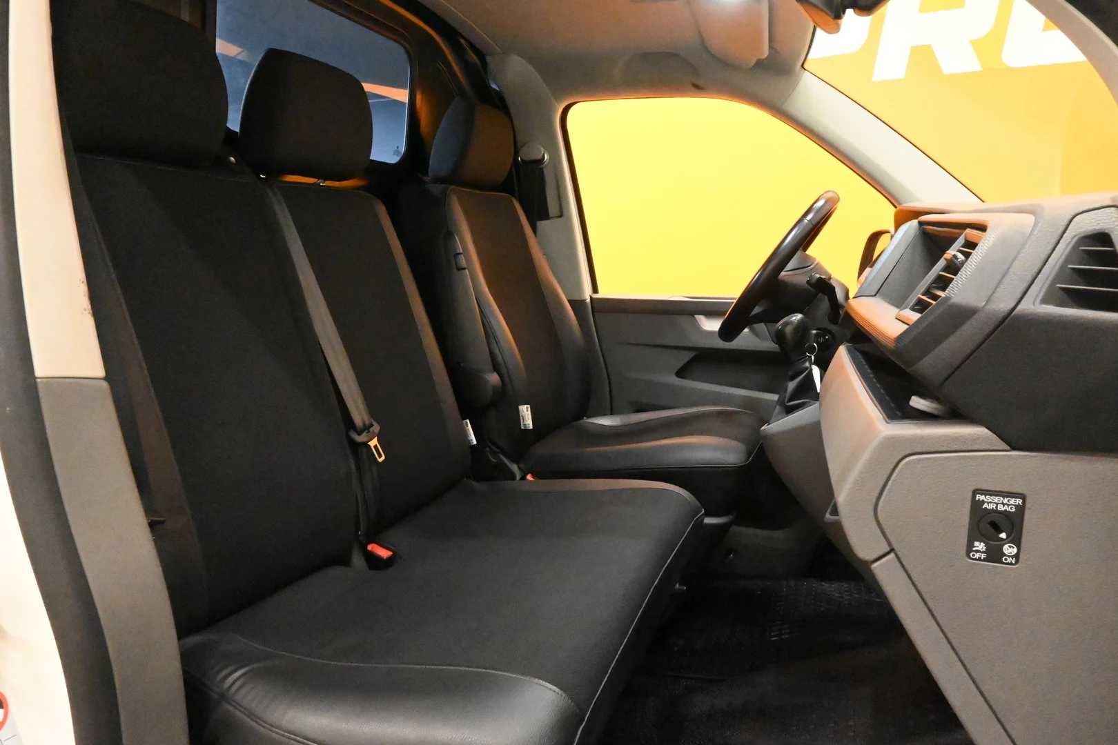 Car Image - 6S0UkQ3qijx9oEg3rE0tn4