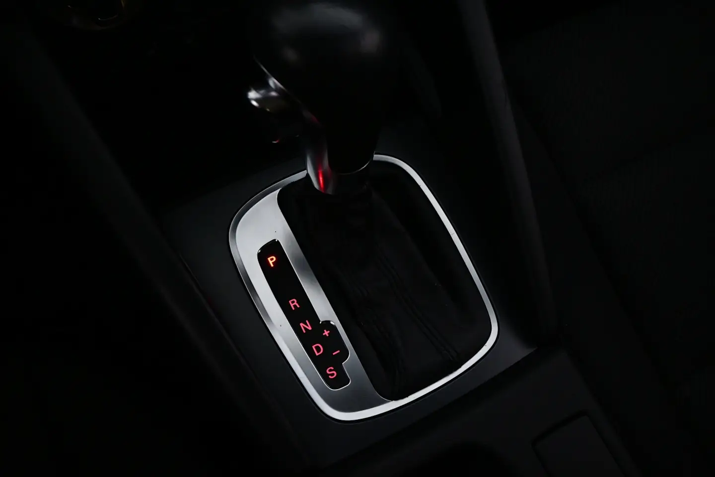 Car Image - VQ3z0uBnpzvLSPAok9RPf