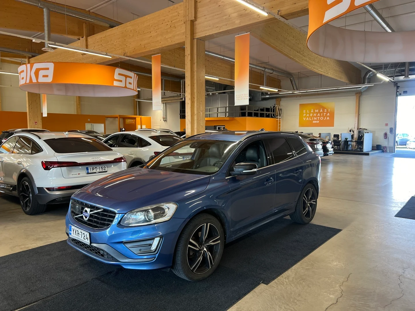 Car Image - 4FNF42bnvCHD6LD3IOpZPV