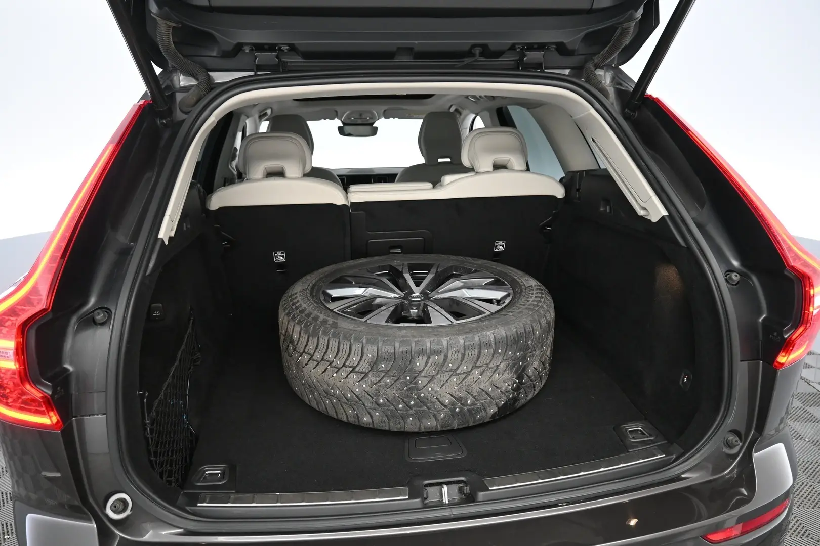 Car Image - 4PP5IDLasFoT4py88qlN91