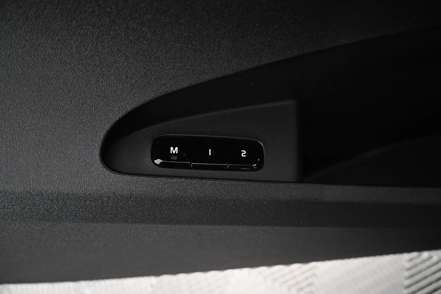 Car Image - 7GnrNfGsGcaC7NeV2QXVdU