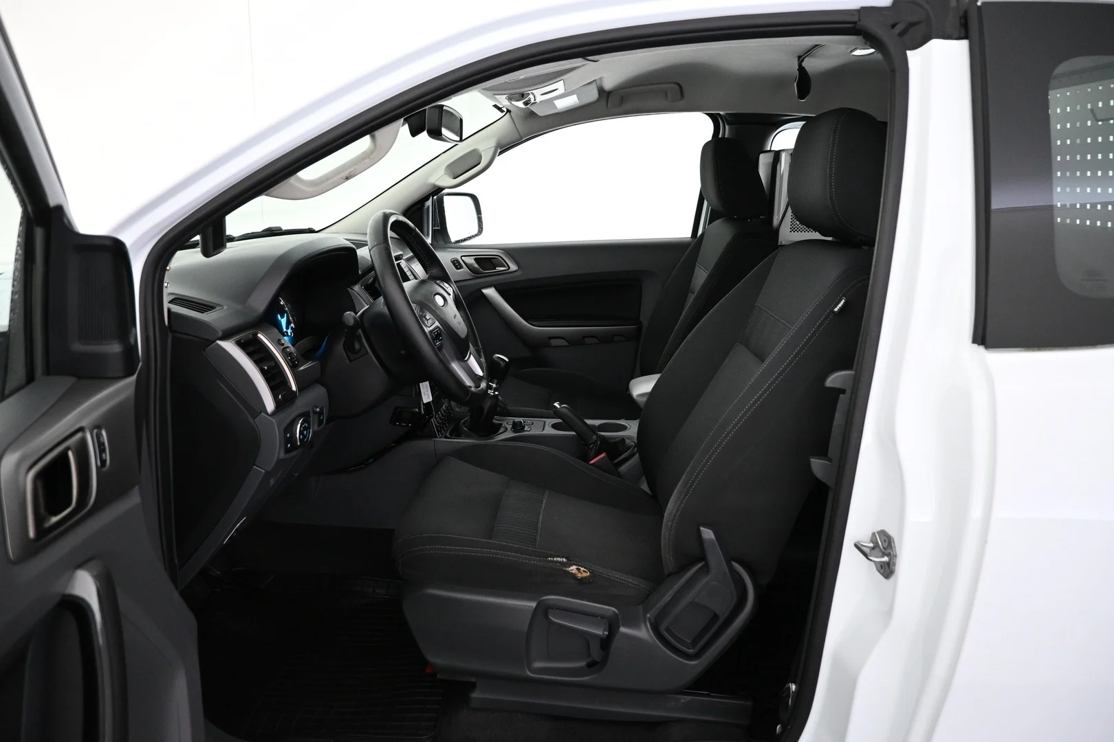 Car Image - 2FCXhBMI1YzZF7bOdVknqH