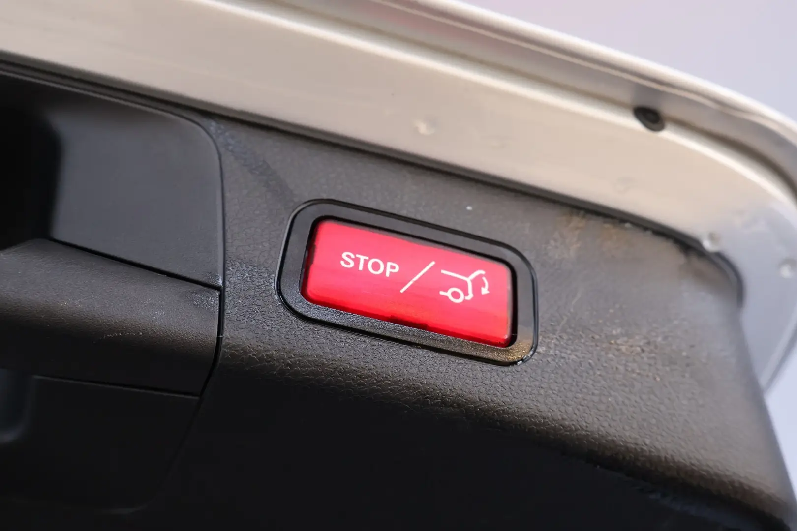 Car Image - 7eYXHj2SJM3WF3jWG1NQeu