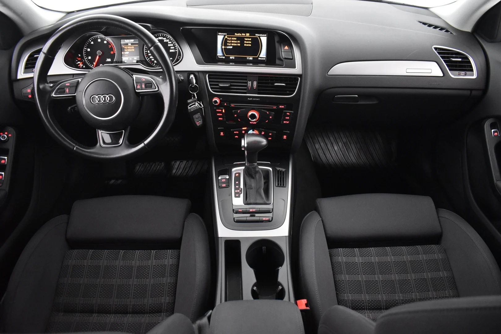 Car Image - F2QE29ZCH6Ply35t4jlJ1