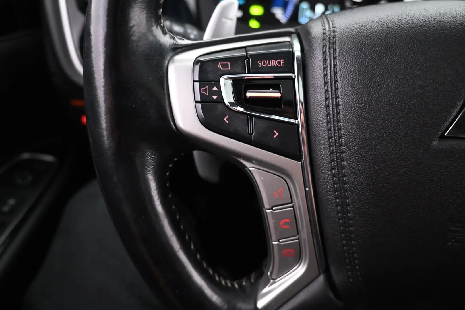 Car Image - 6tWU7S8DeqnNdLuAu69yJM