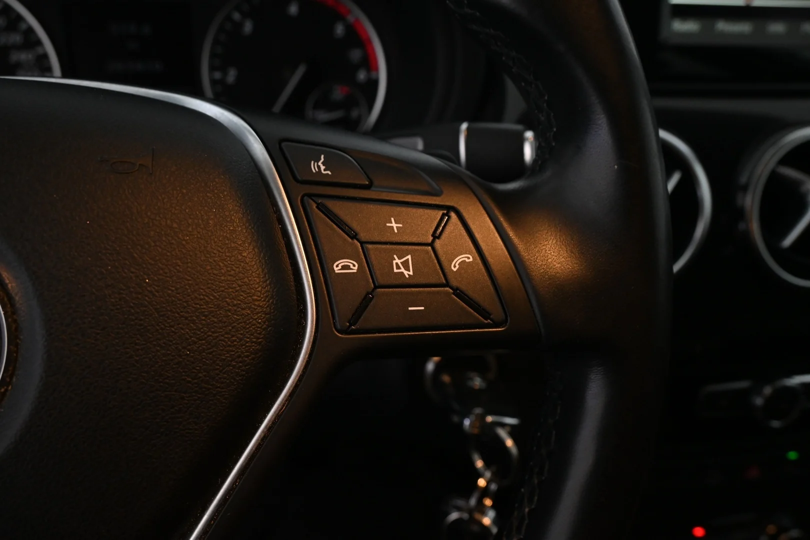 Car Image - 5vHztEgPy8s2gr4xpNGzbJ