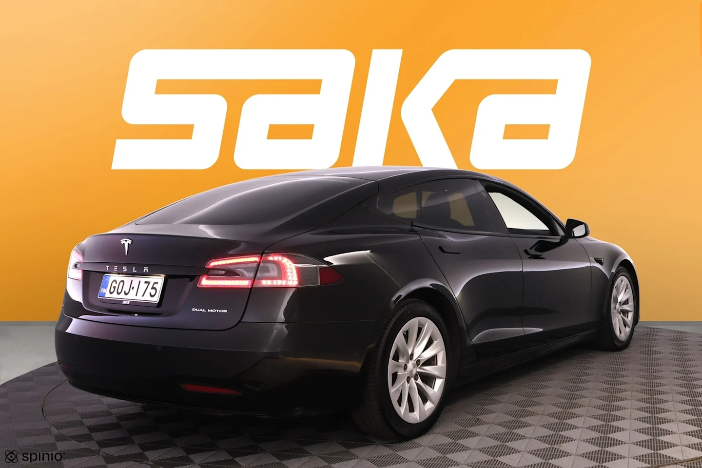 Car Image - 5LjNWqnC8HcoyzKTKqEe6X
