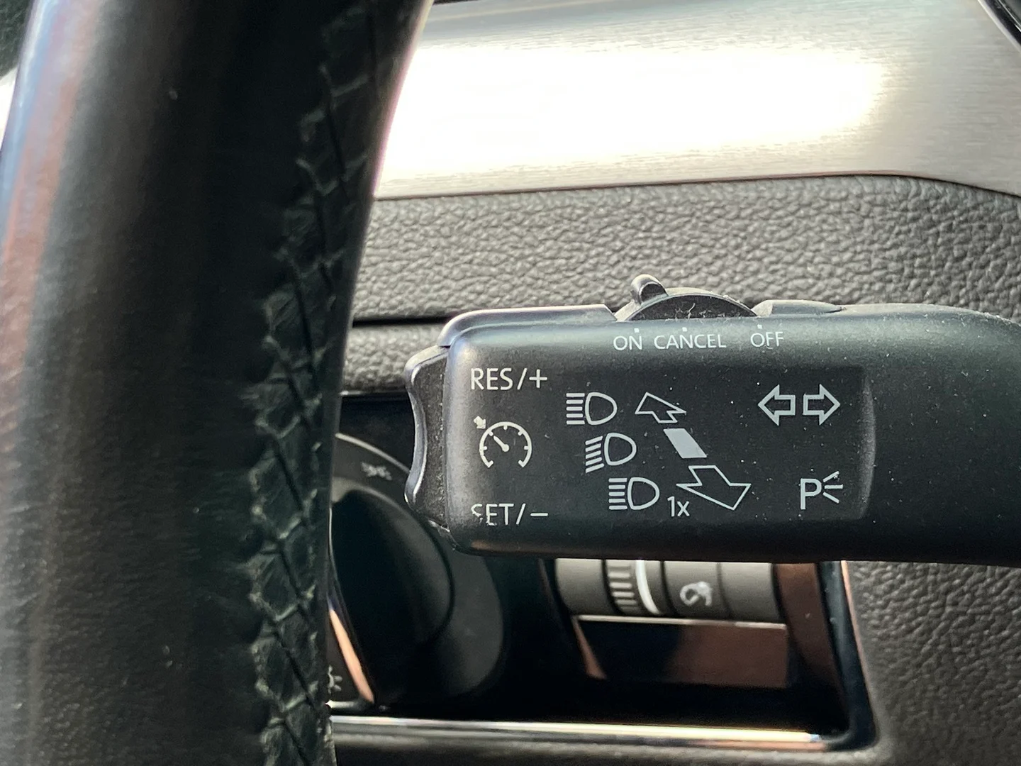 Car Image - 15cF98CdHdIA0FFxiVBtcY
