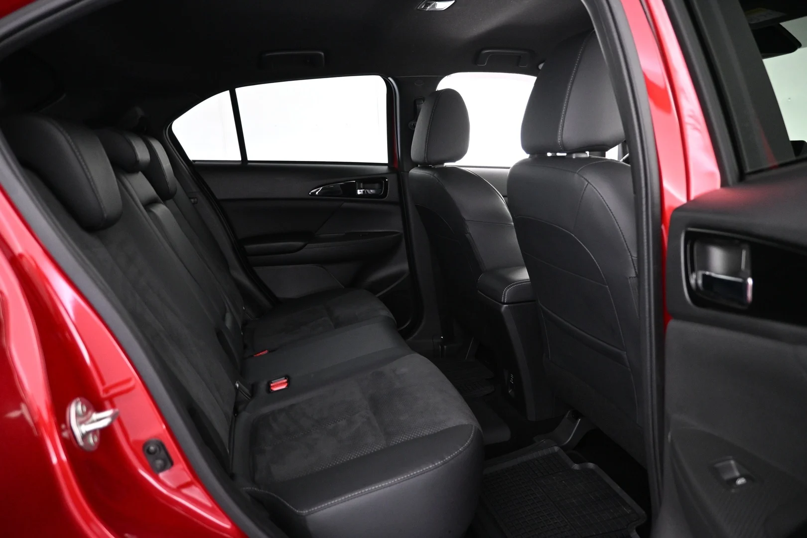 Car Image - 6FKruiUP5nW9rBUJl8bg9C