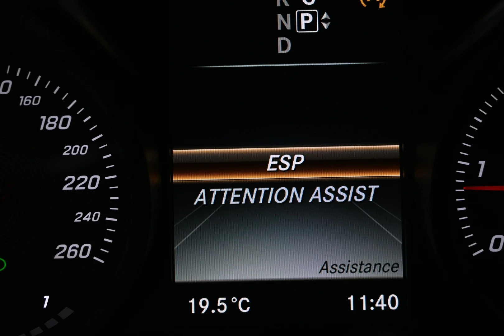 Car Image - 6VKJOyaOFZBEtN715h3iex