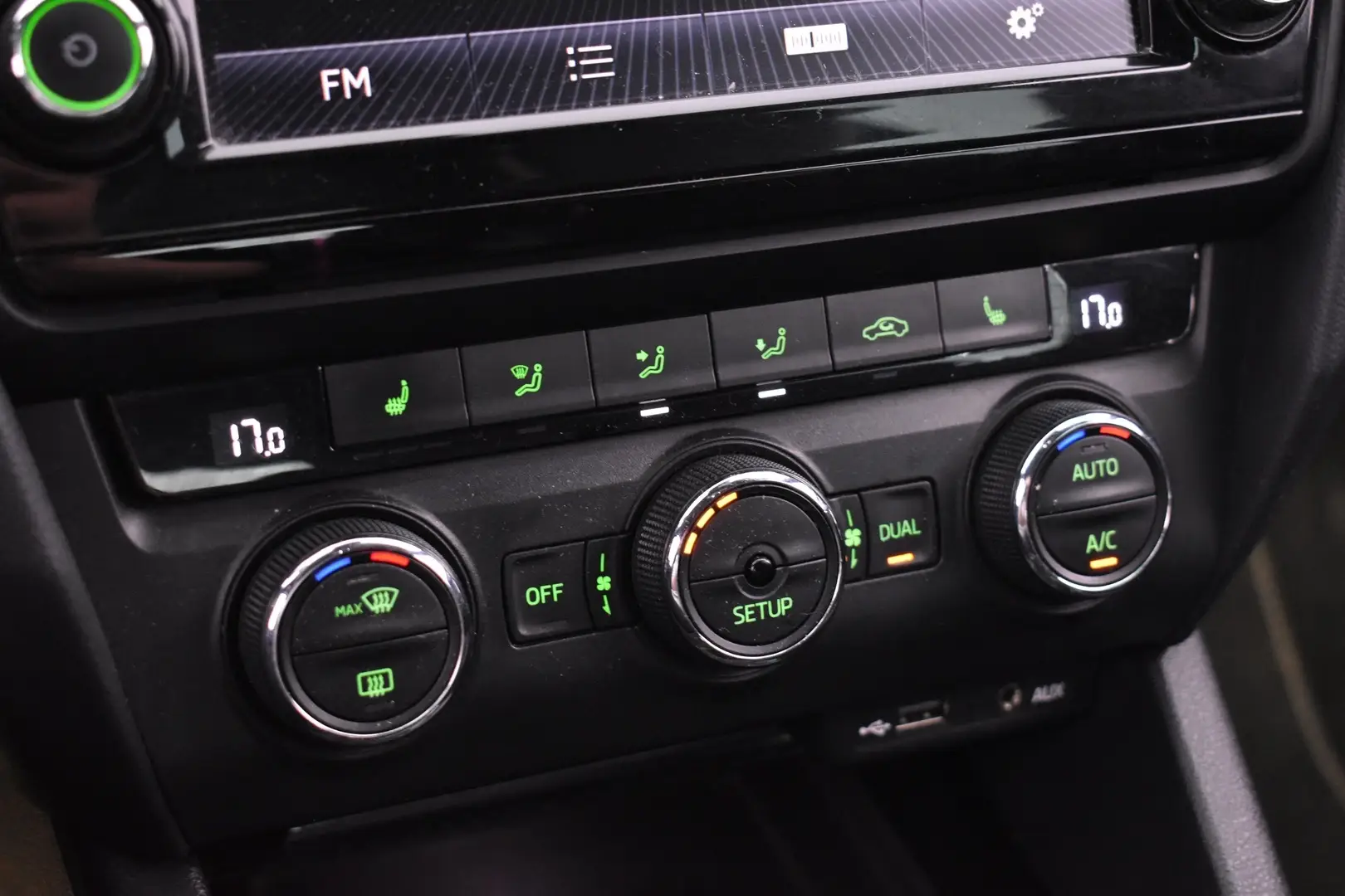 Car Image - 4us9LsGmekqBZHBLhanvNq