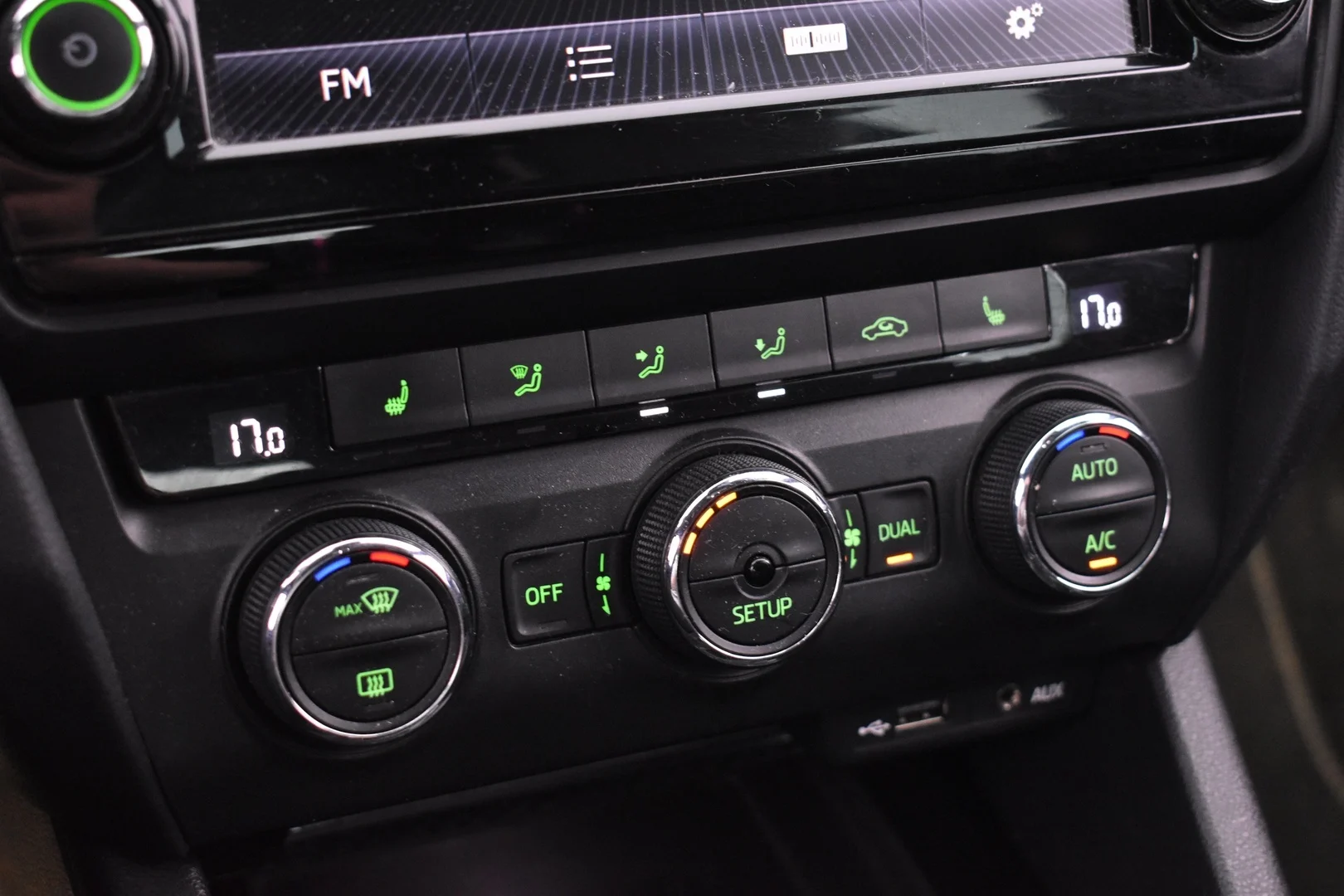 Car Image - 4us9LsGmekqBZHBLhanvNq