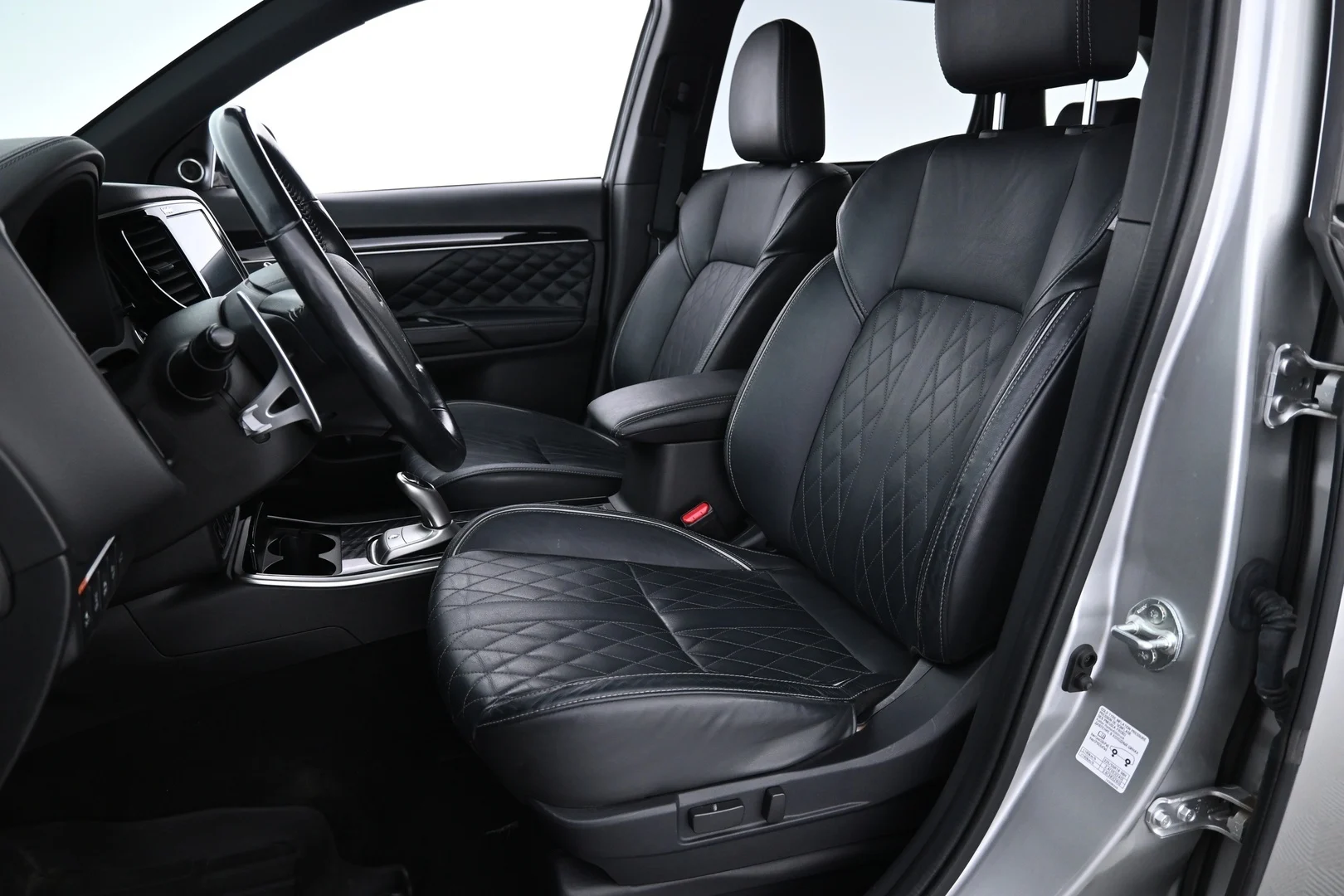 Car Image - 4Uq24K4YBHGigZ1PB4RK6P