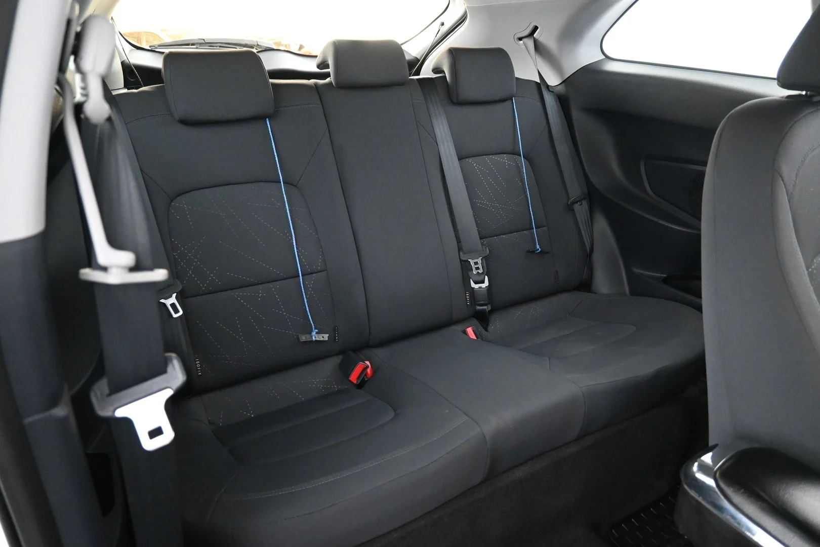 Car Image - ZUdfaHKnE8dPb2IS2j6w1