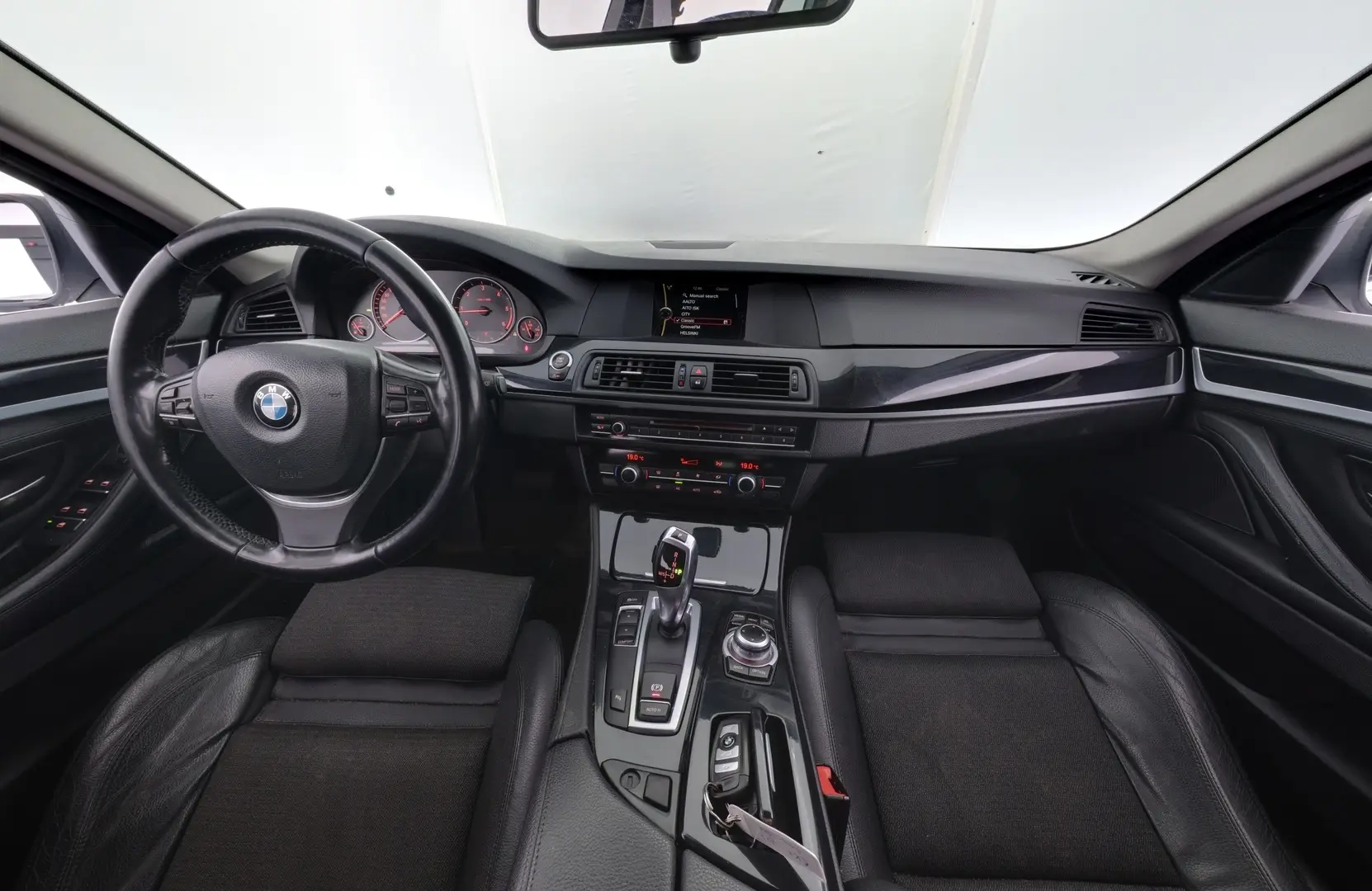 Car Image - 7MDD8KULZLEd3ncOcGzFLi