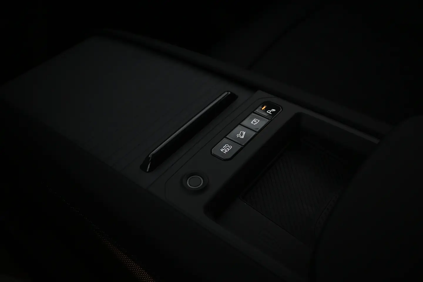 Car Image - 31ZbbmMQNUjQda4Achbdnb