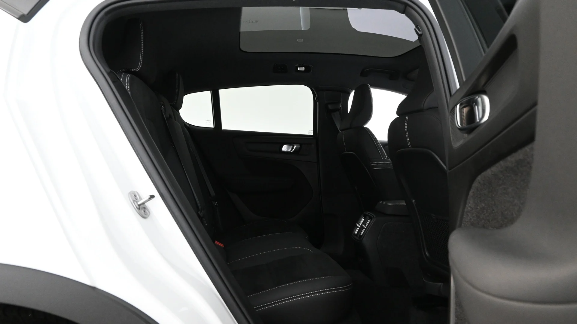 Car Image - 5BGpzTHAe1FfsXqZPiHbWo
