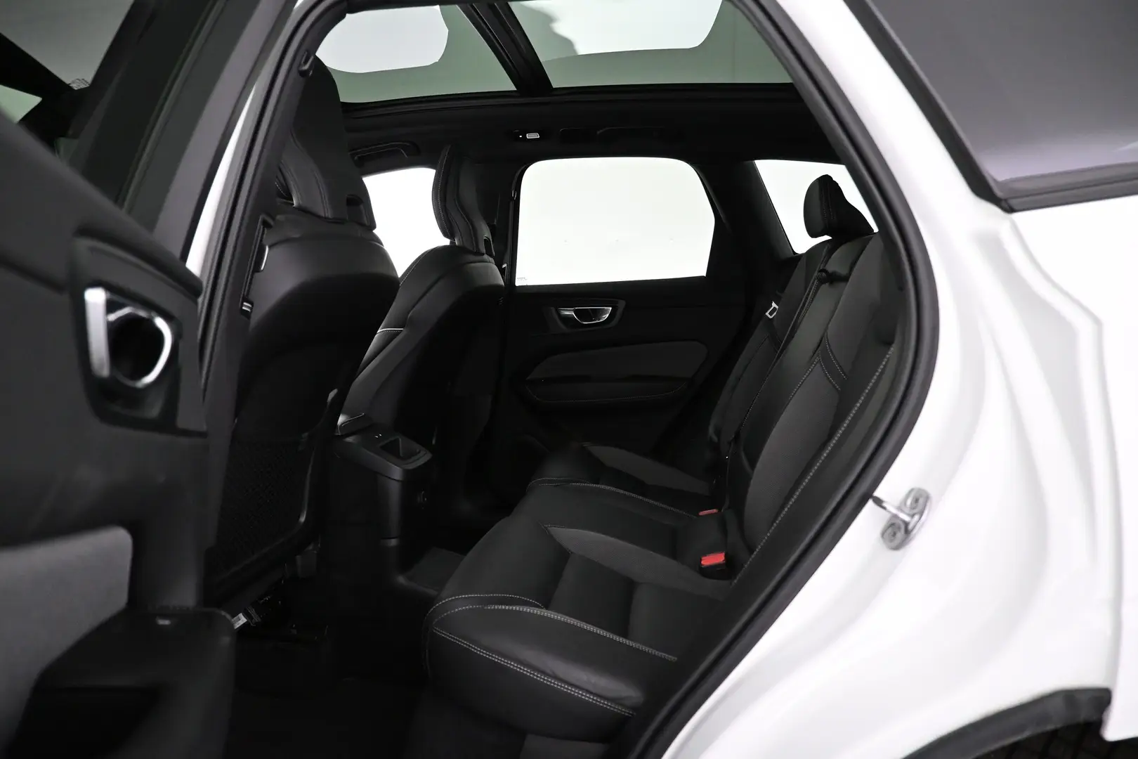 Car Image - 6wBaDbMY9bmfN4DYOh6trv