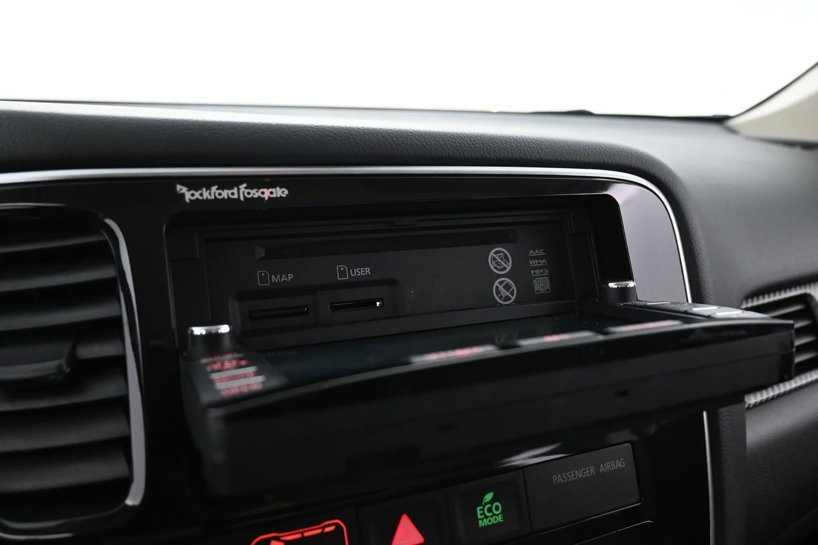 Car Image - 2o4FTHGQMoaAvoqMODUENO