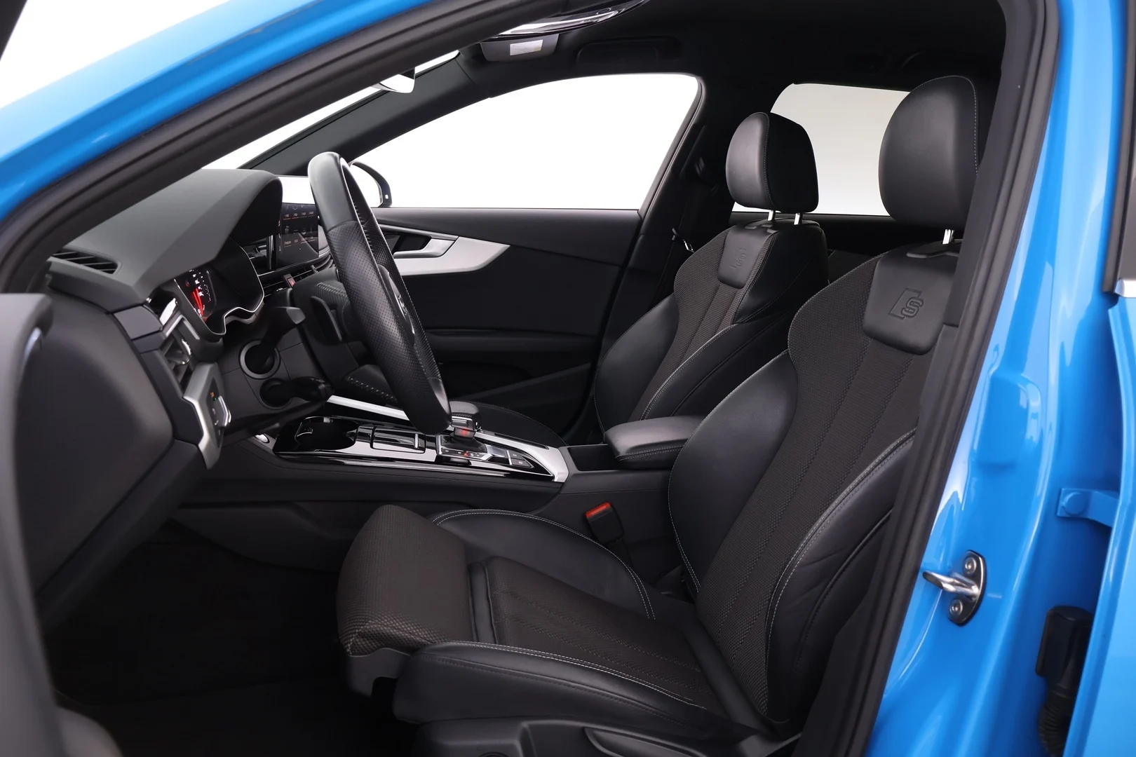 Car Image - 7kuD5DtCrDcIbzlwBNrxSG
