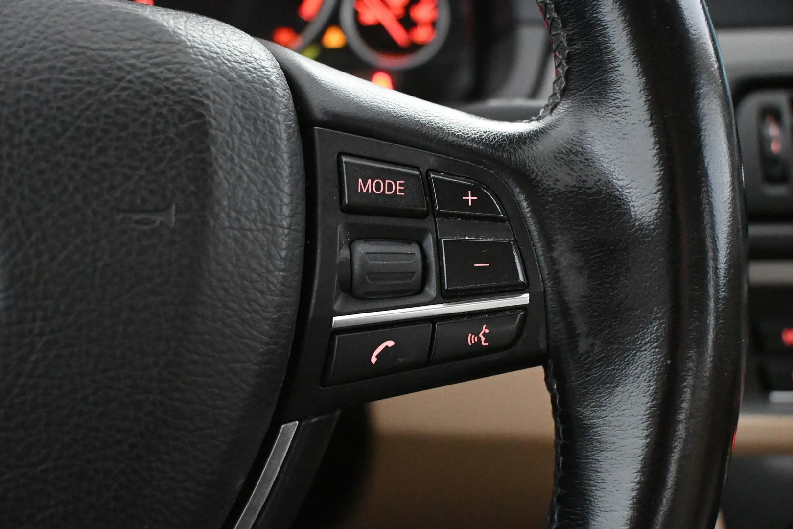 Car Image - 1TcHoEUfMAZ4X2rfPUsP4K