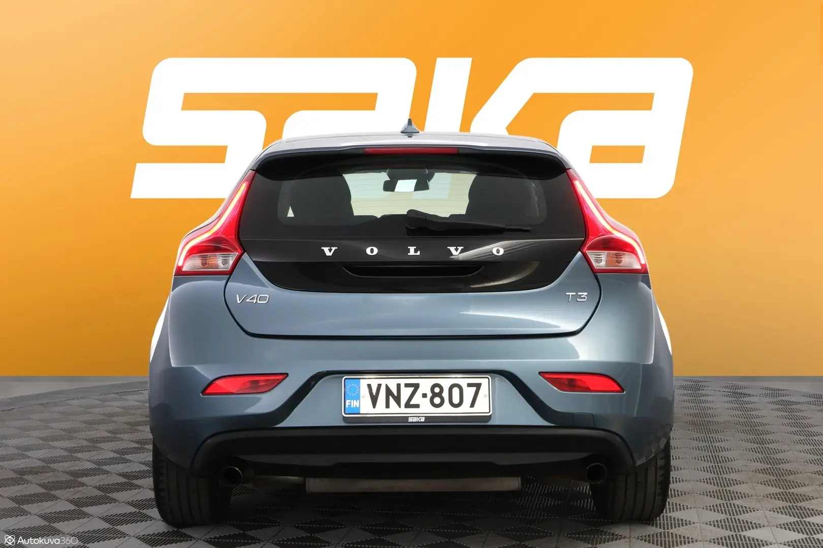 Car Image - 4XdKZnLI9bzWw1k1FE8D3d