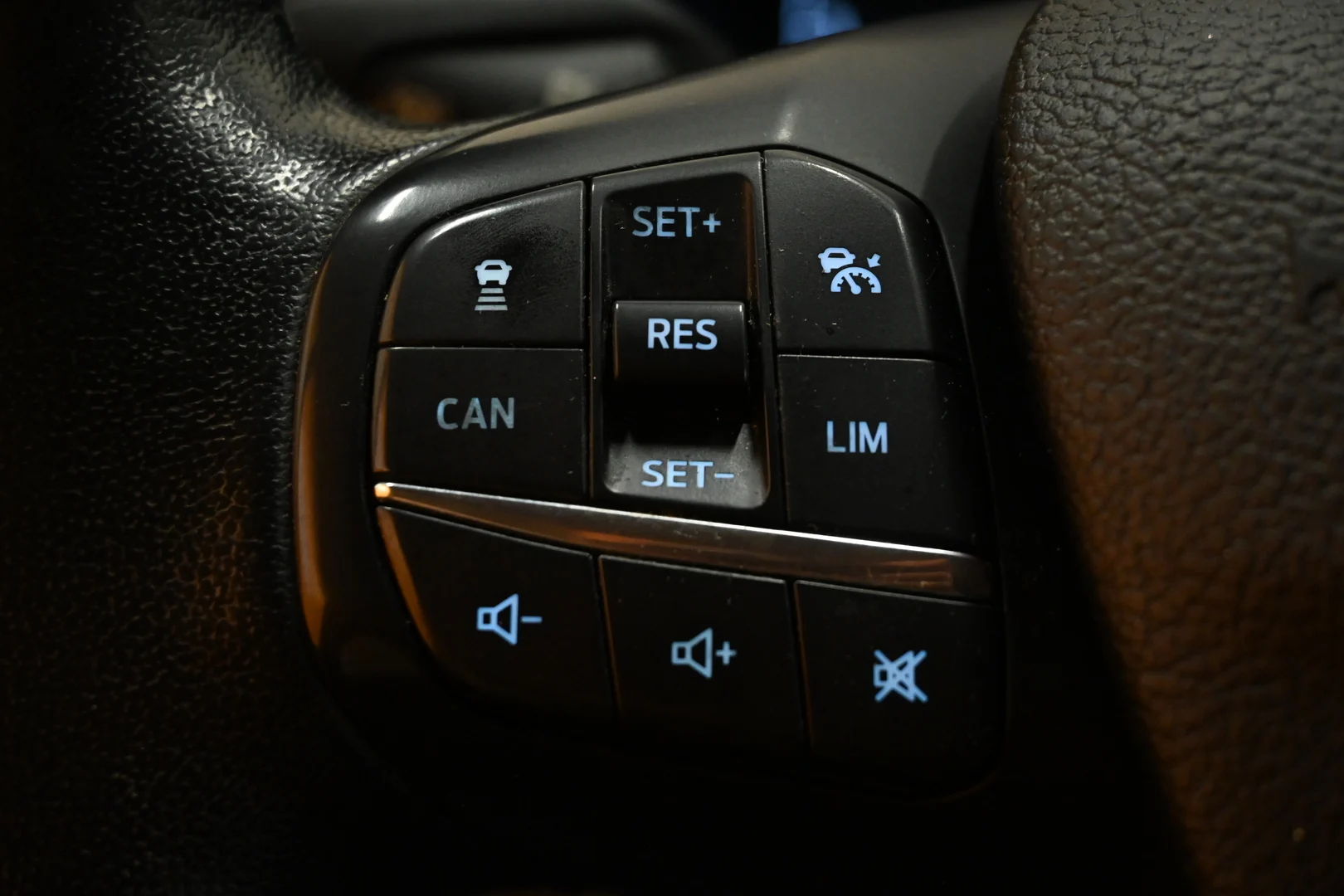 Car Image - 1uWcHi9trDlbs0rS7auOQN
