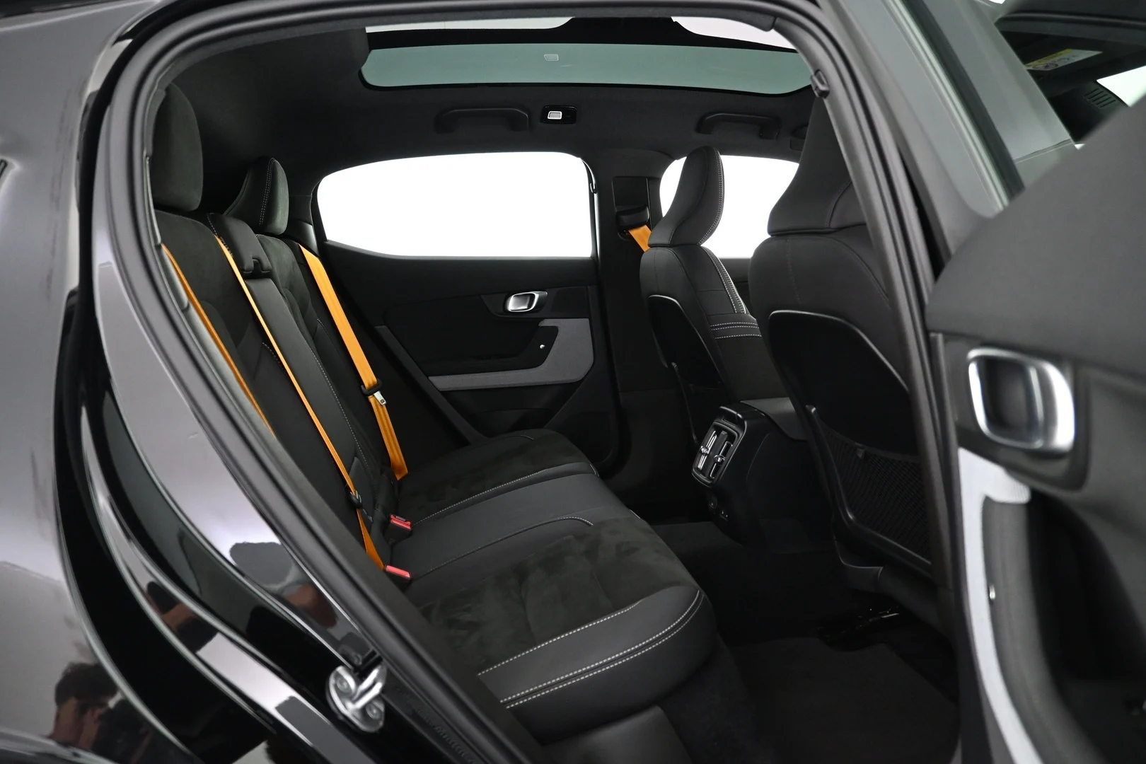 Car Image - 6muBTEG3iq3HfkgF1Zt9lI
