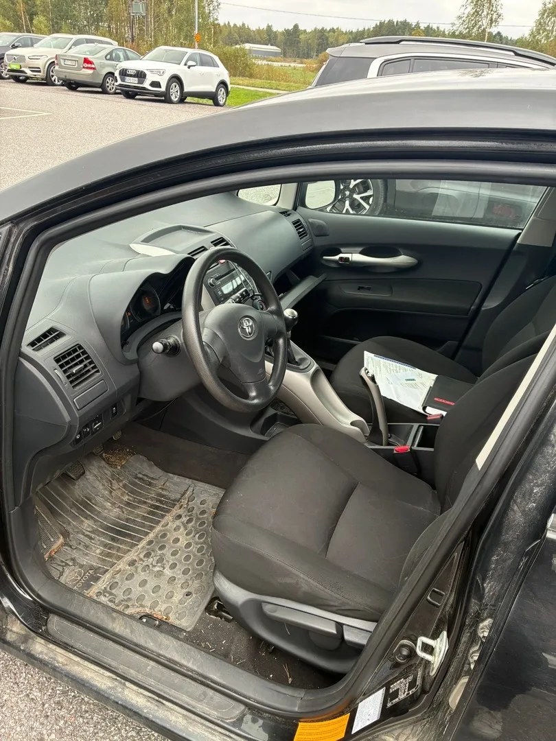 Car Image - 1bU65PVm6vroqWVnfxp6hp
