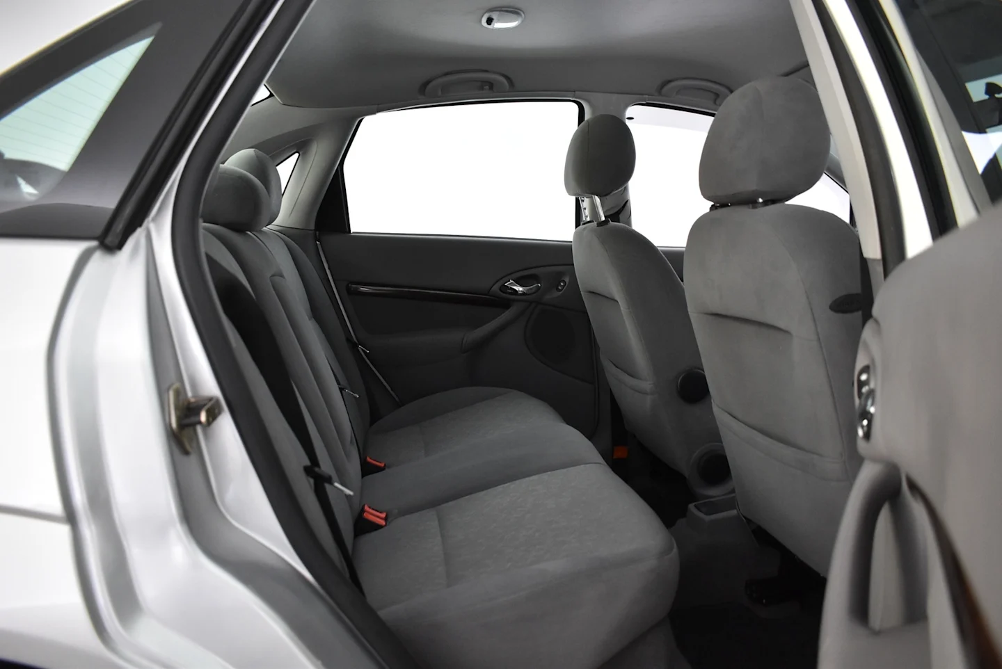 Car Image - 6zGLvcOXli6uhDNhY301jg