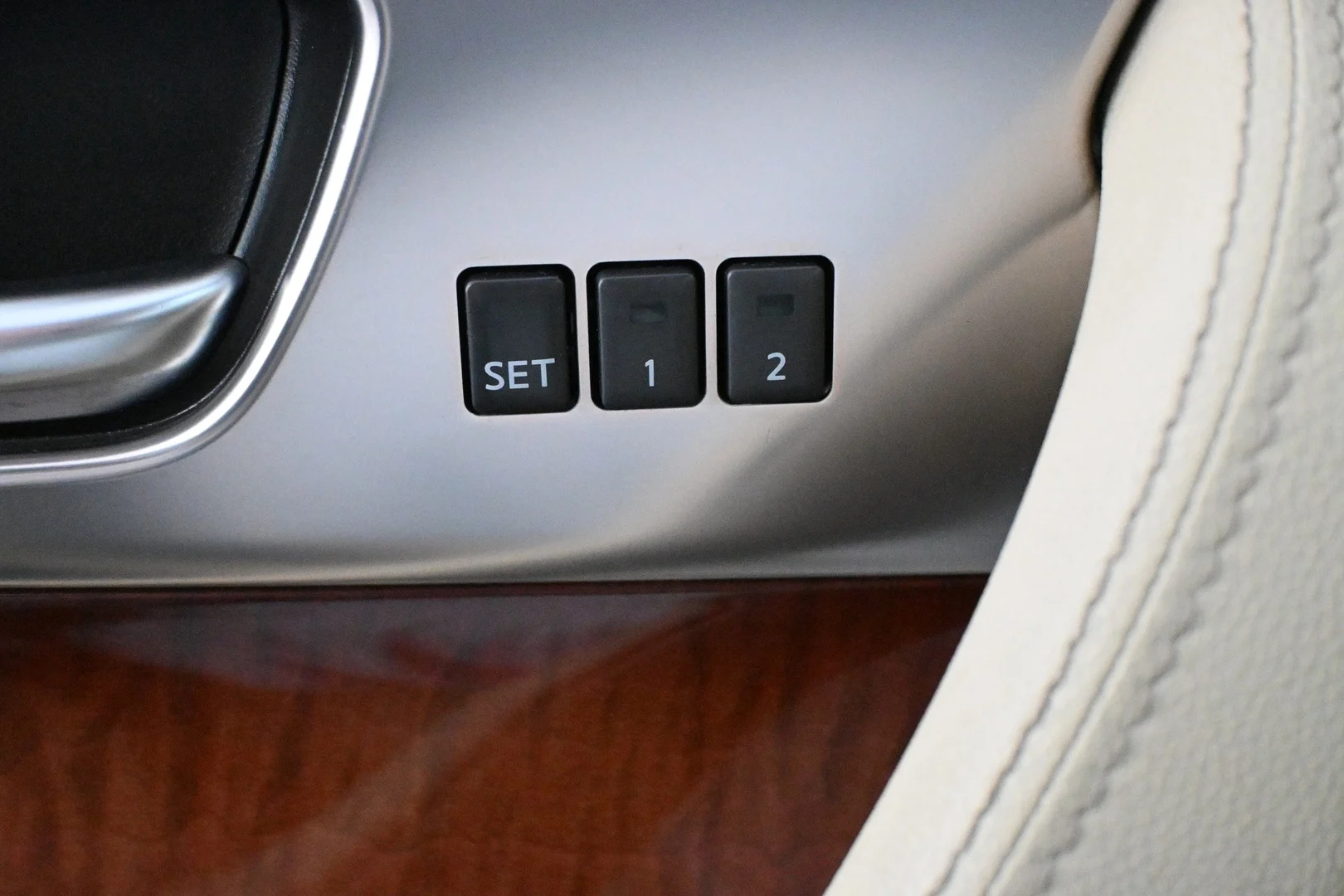 Car Image - 2o9FnhZvkXn25YLTKzQGaX
