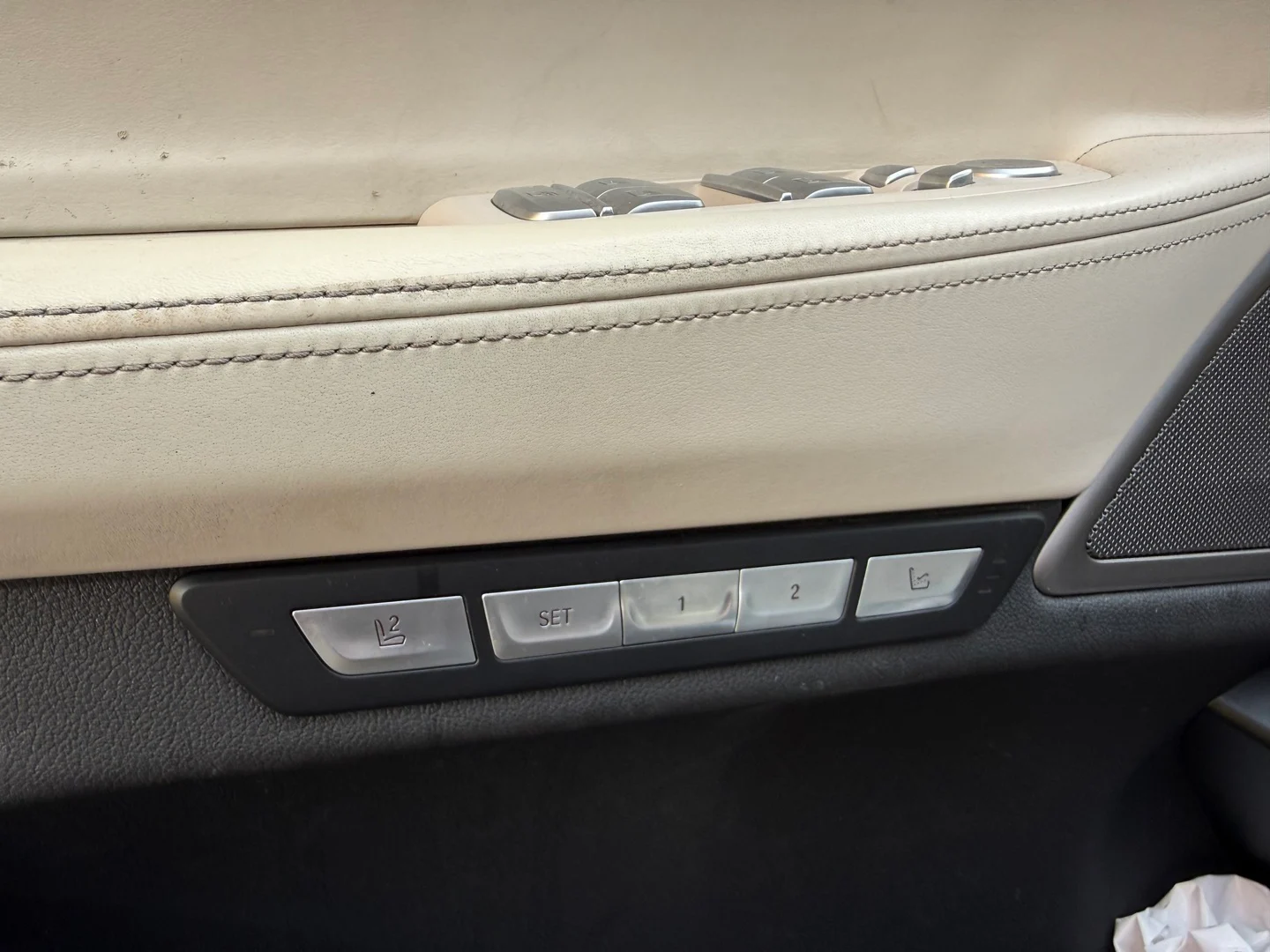 Car Image - 1U5VkhfU4Q1UwrINGQCxbU
