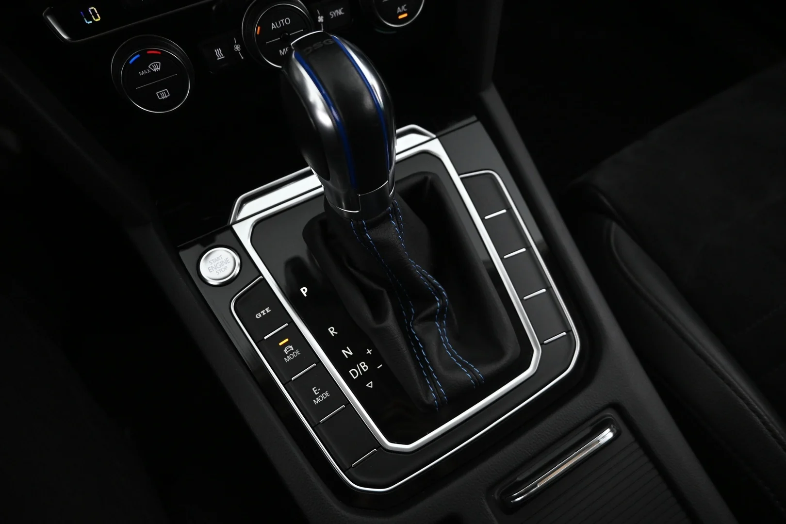 Car Image - 1o8sCdnmbrcMVy0y5wKjTi