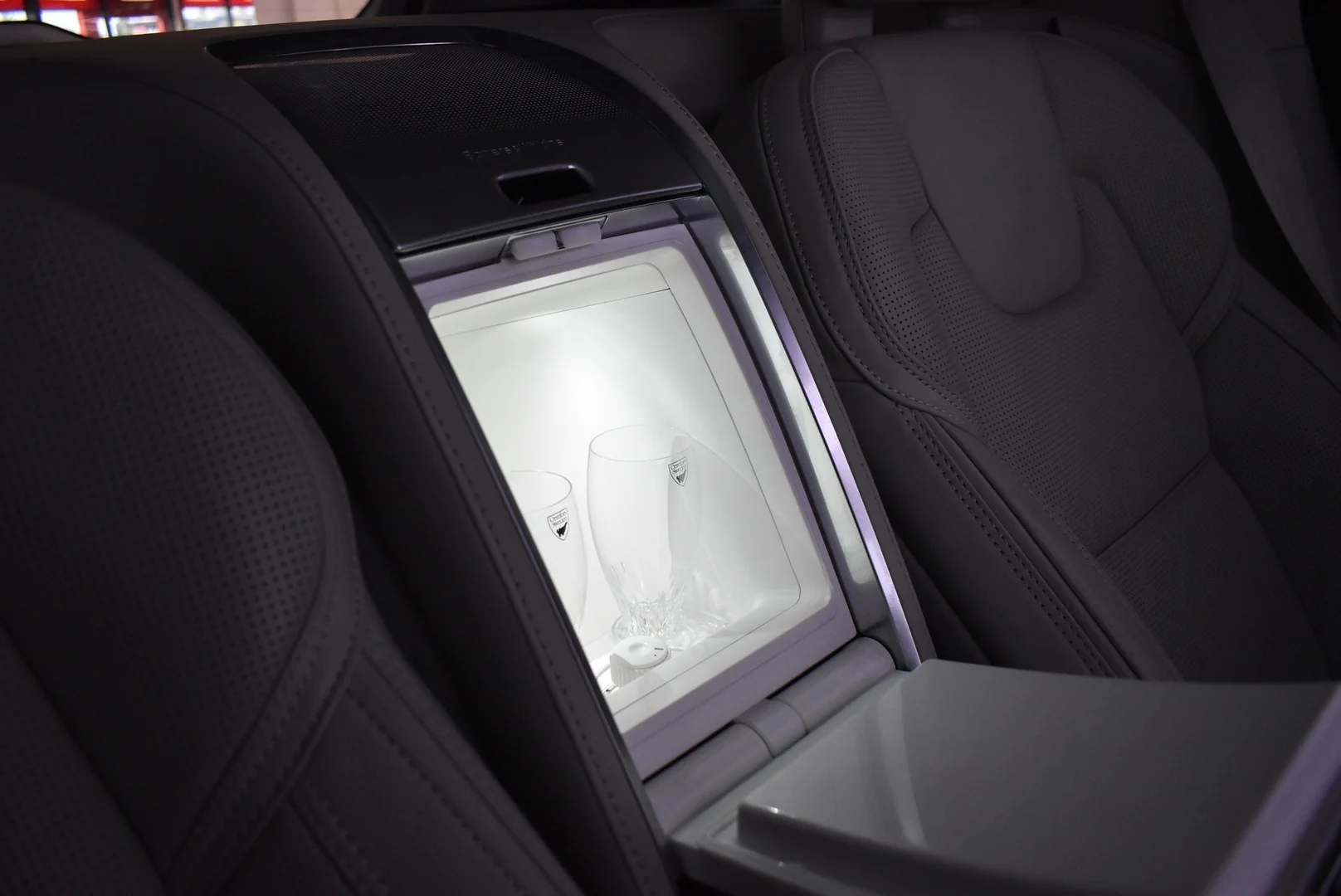 Car Image - z51cht9PwUayRfCMKaHQ3