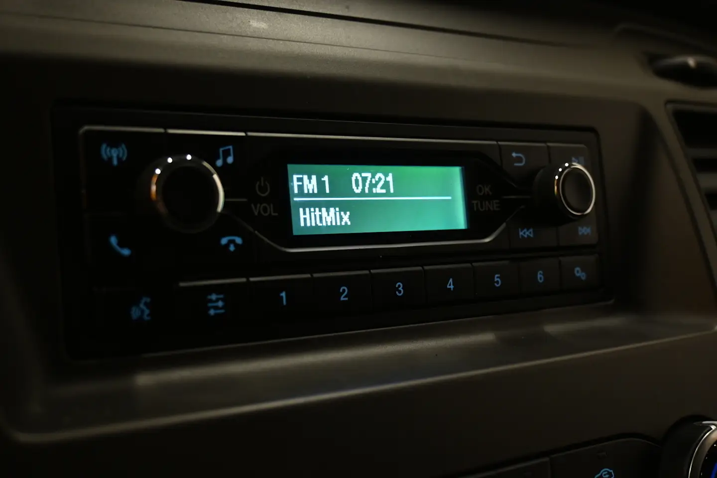 Car Image - FM9l360Cb0BOVDy6NKXrm