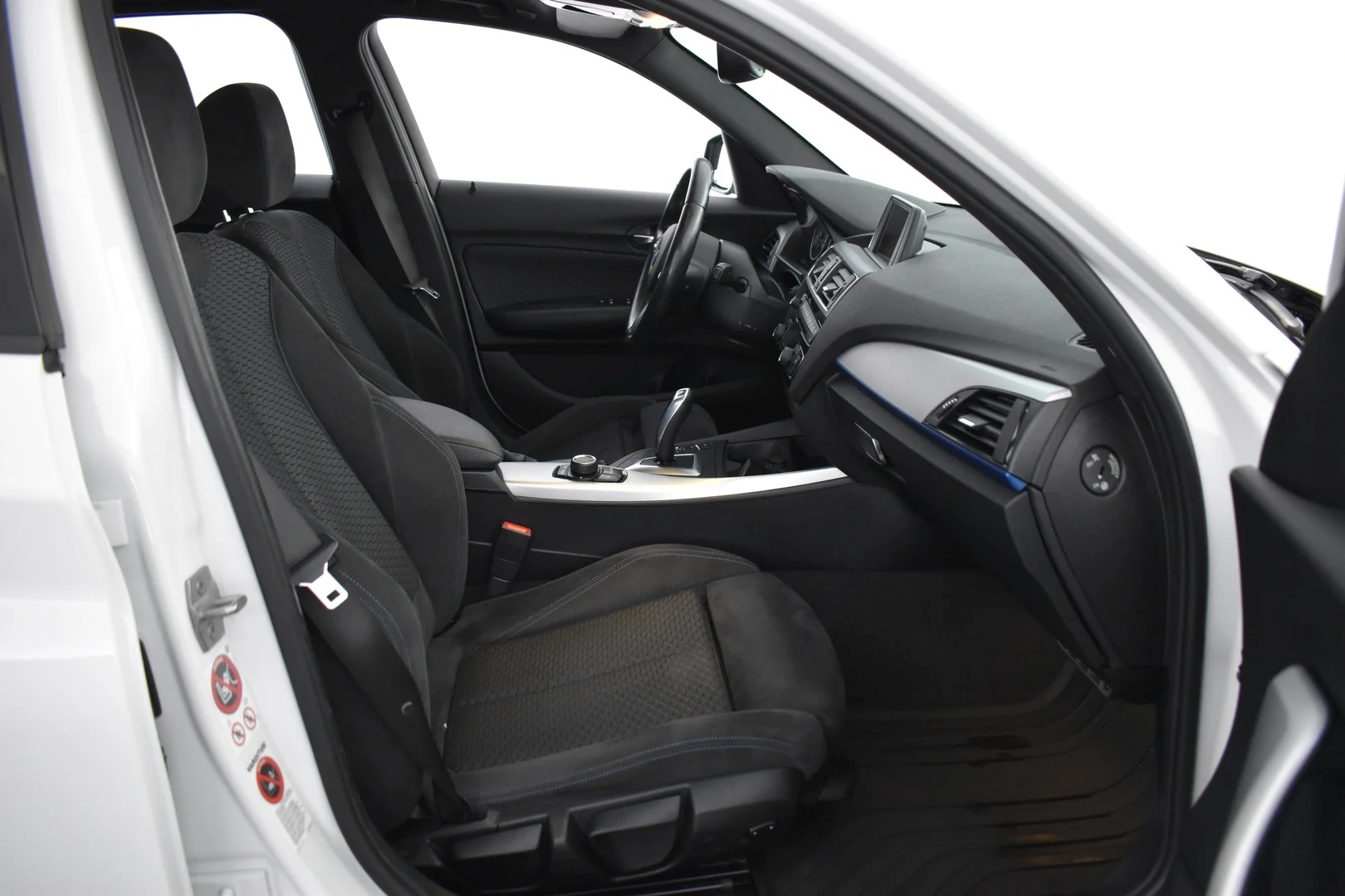 Car Image - 4Iu4MREBDcgdH2WQc3CKyN