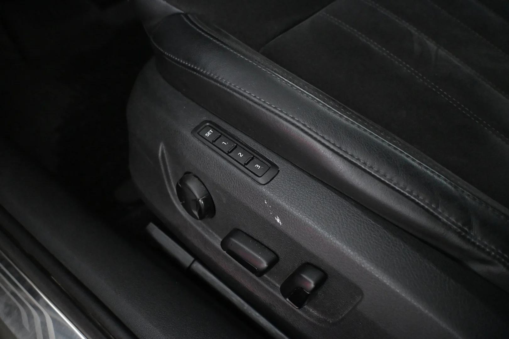 Car Image - lk2dHzc1NX635RBtsq0TI