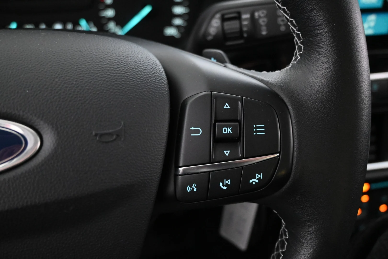 Car Image - 4nd2XhrLBQJyRC7DYUz5RB