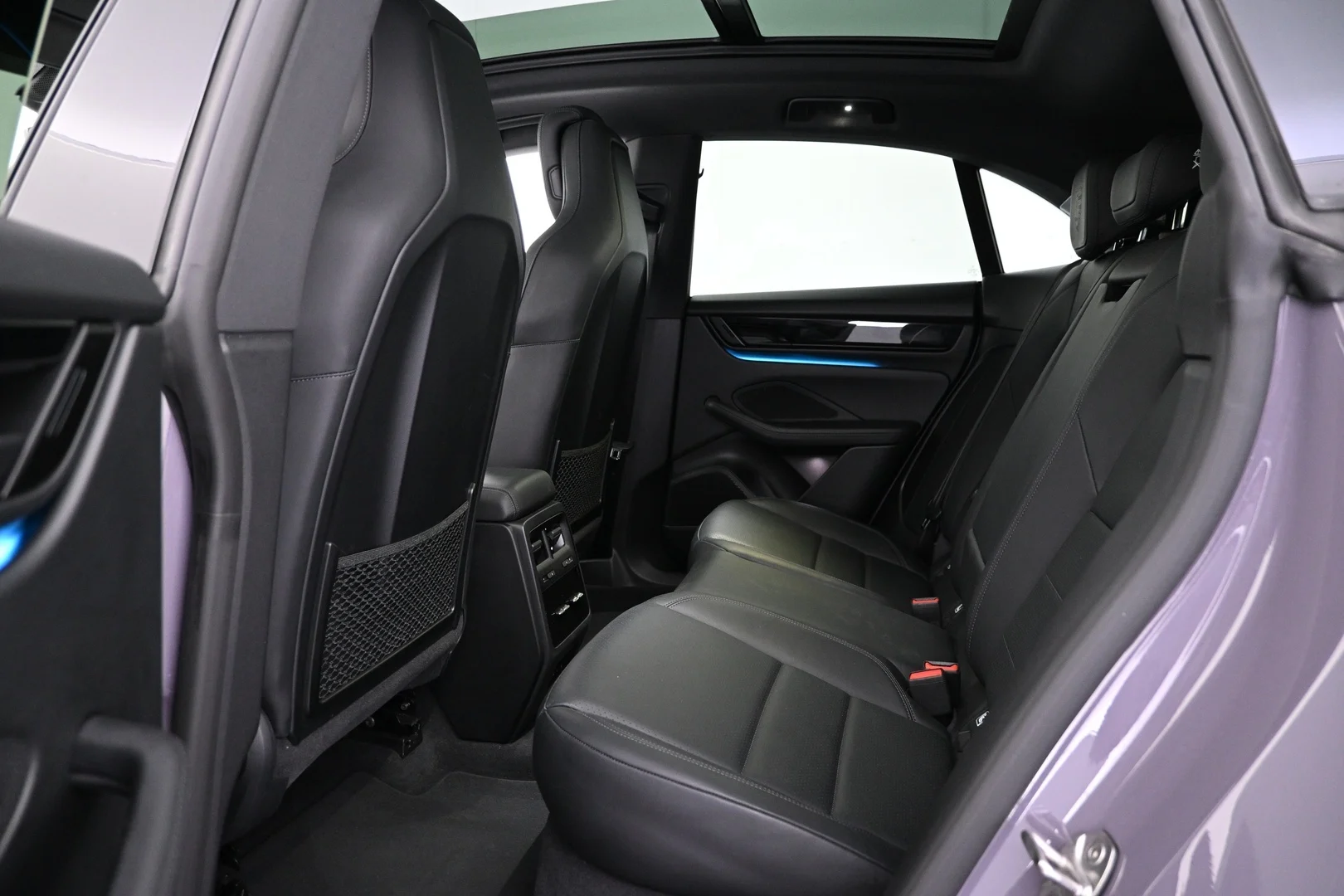 Car Image - u4wp1yNanBxDCB7ZObq0Q