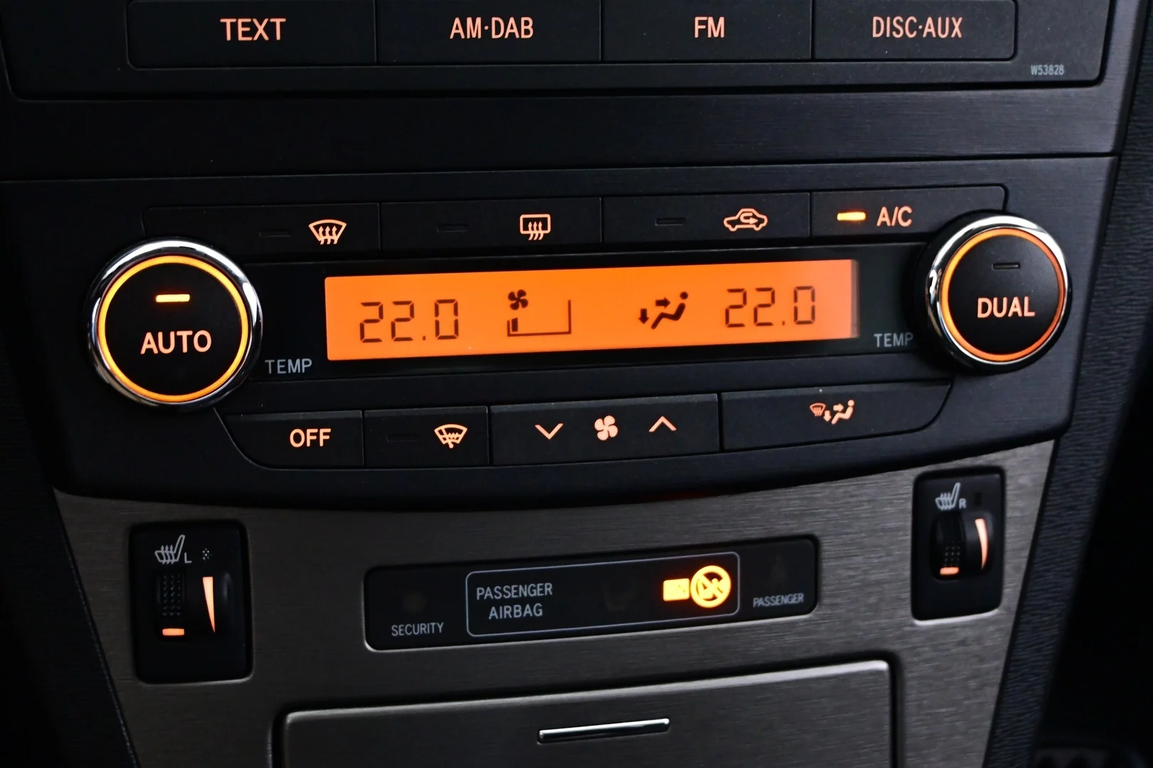 Car Image - 4bbqqgkvr2UgwwDlyW8kX1
