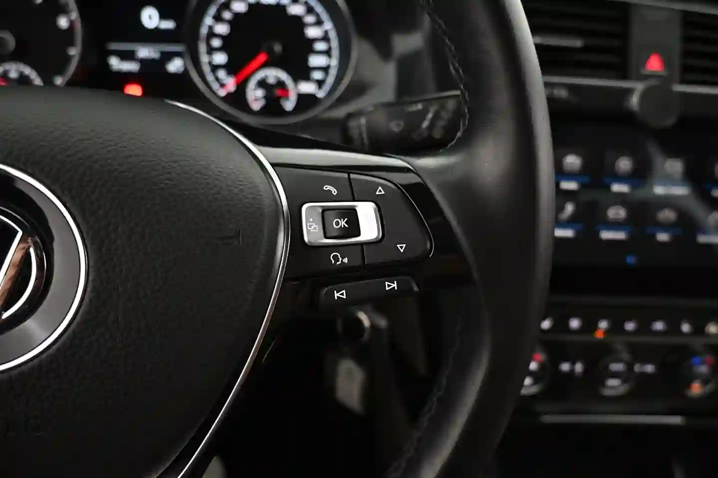 Car Image - n6hkuYqfejyLEpYxlwB68