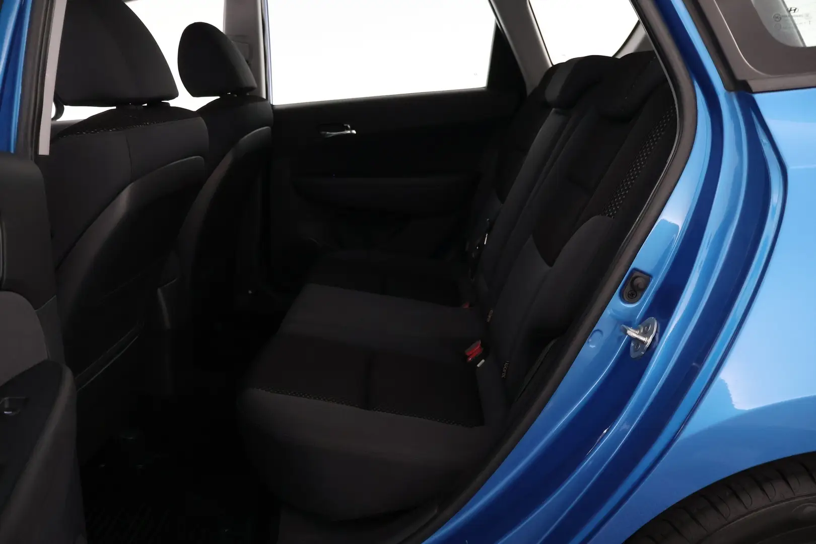 Car Image - omtN7RcoENpy2K4s4cYC6