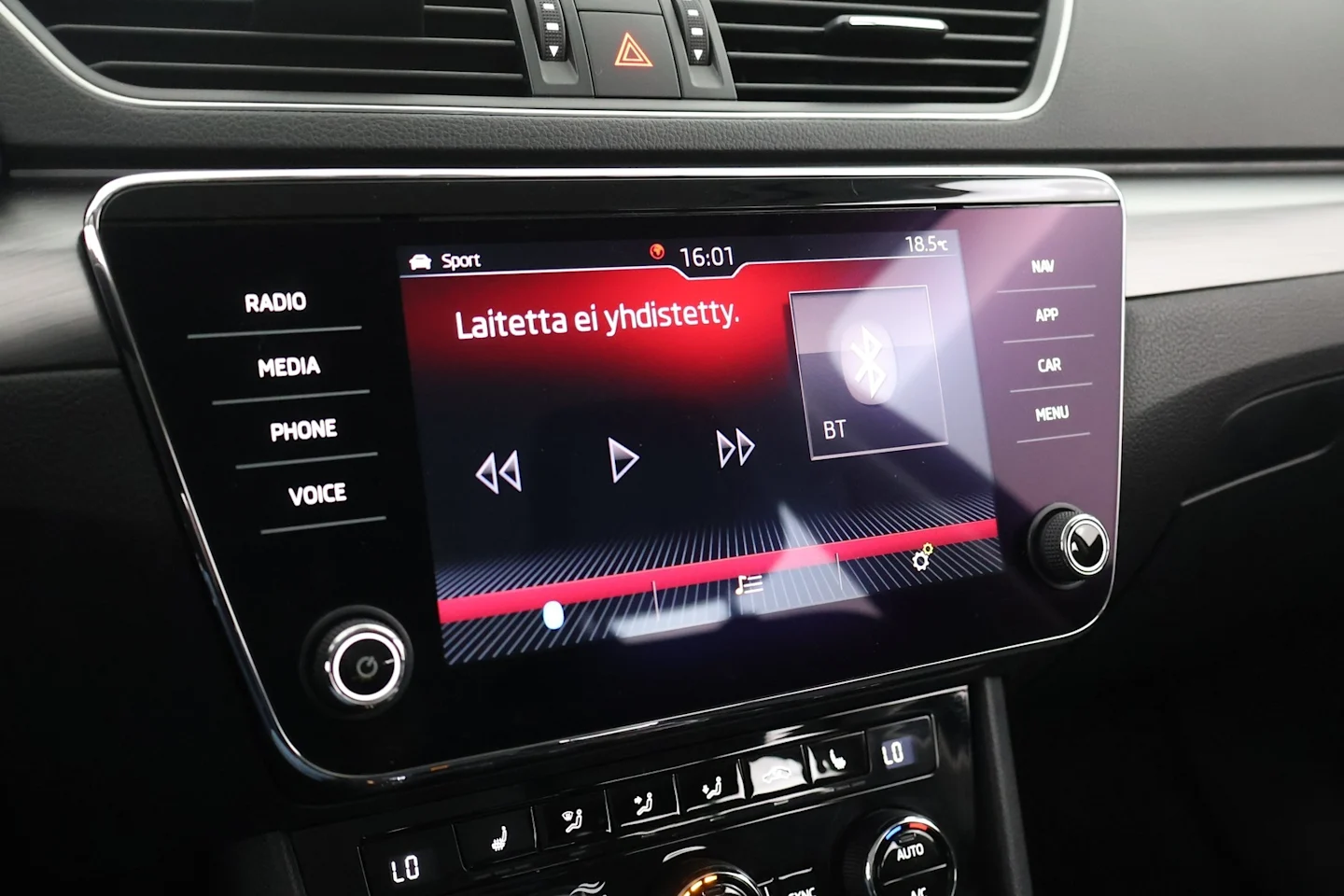 Car Image - 3rhj9ttfv7XUEbrP2QINiC