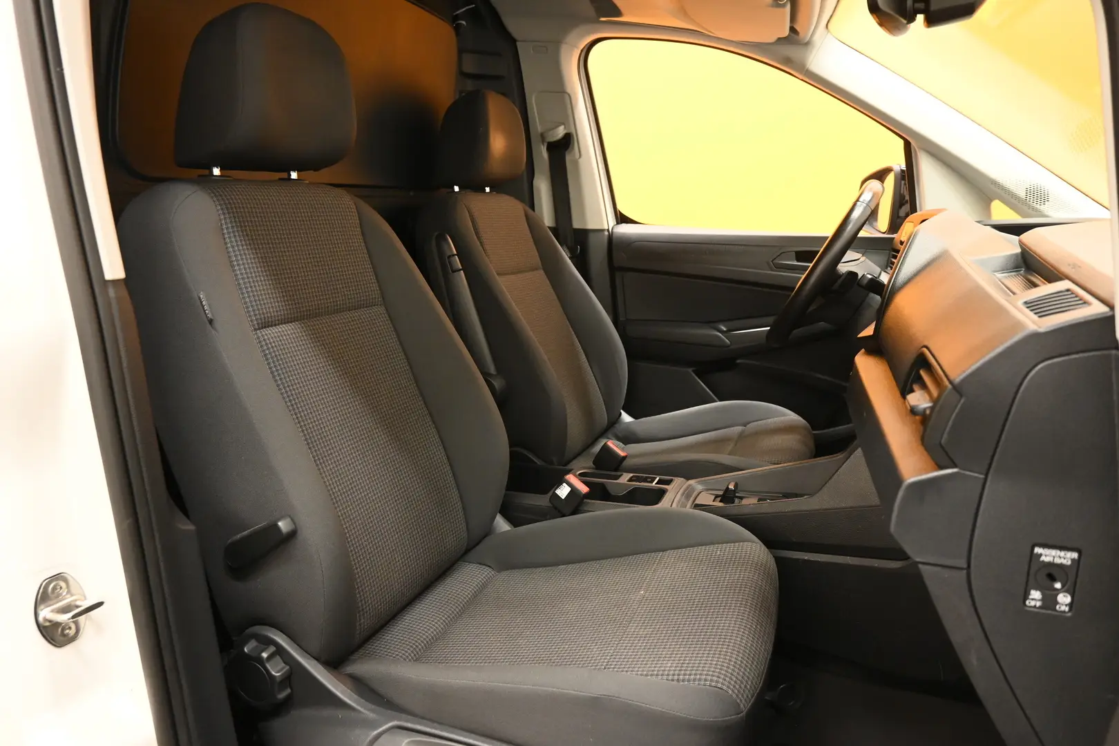 Car Image - 7JLqMT3CxUs07nYkjndDWn