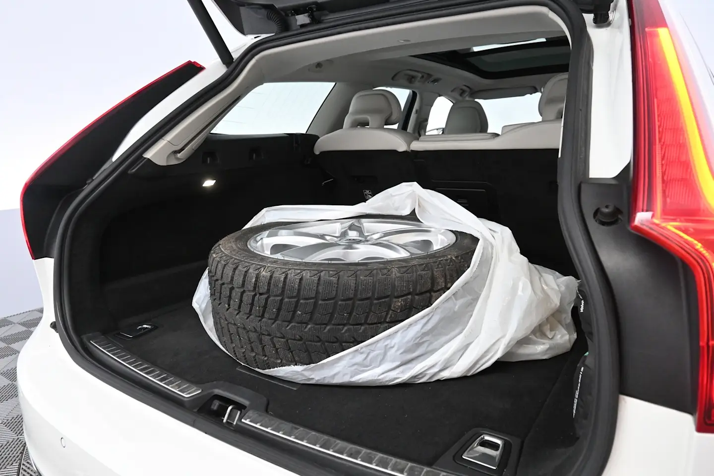 Car Image - 7q259ihz14H1UPdQYlR67M