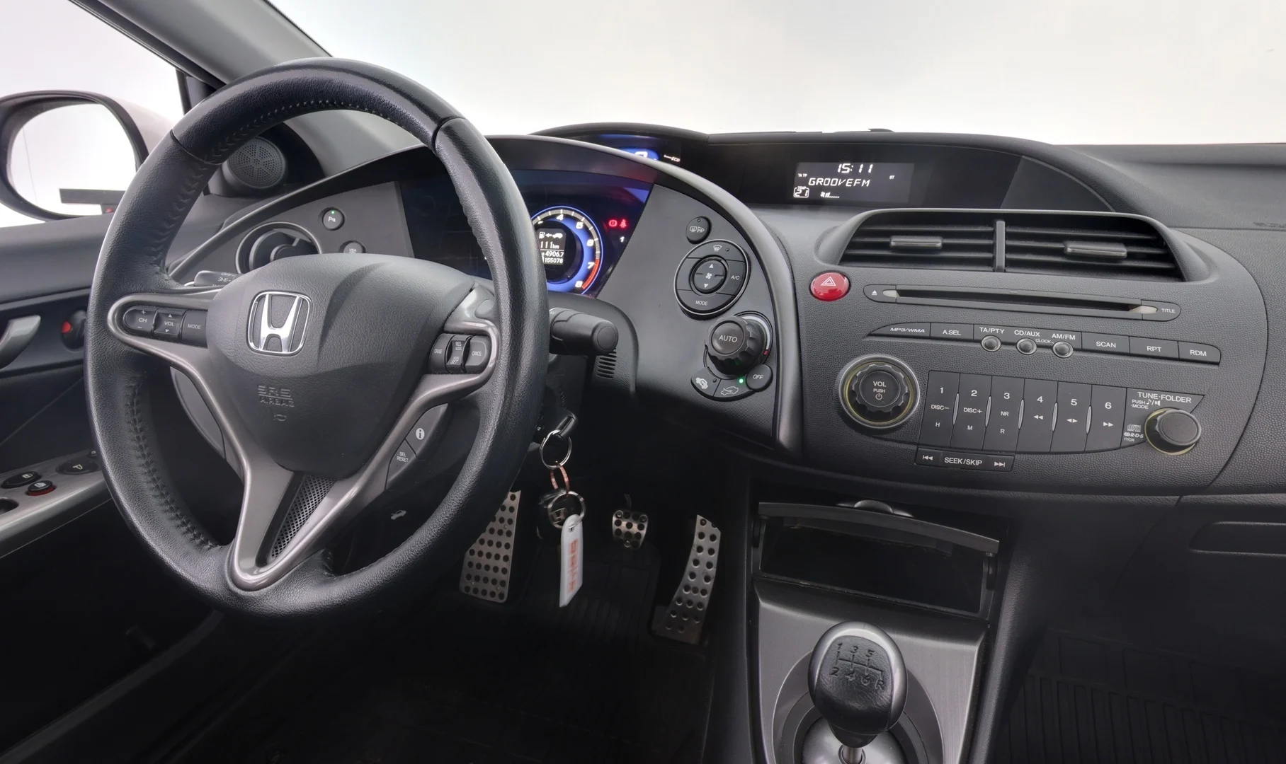 Car Image - 2hNOp4QOPLtrhjCWzeRIN2