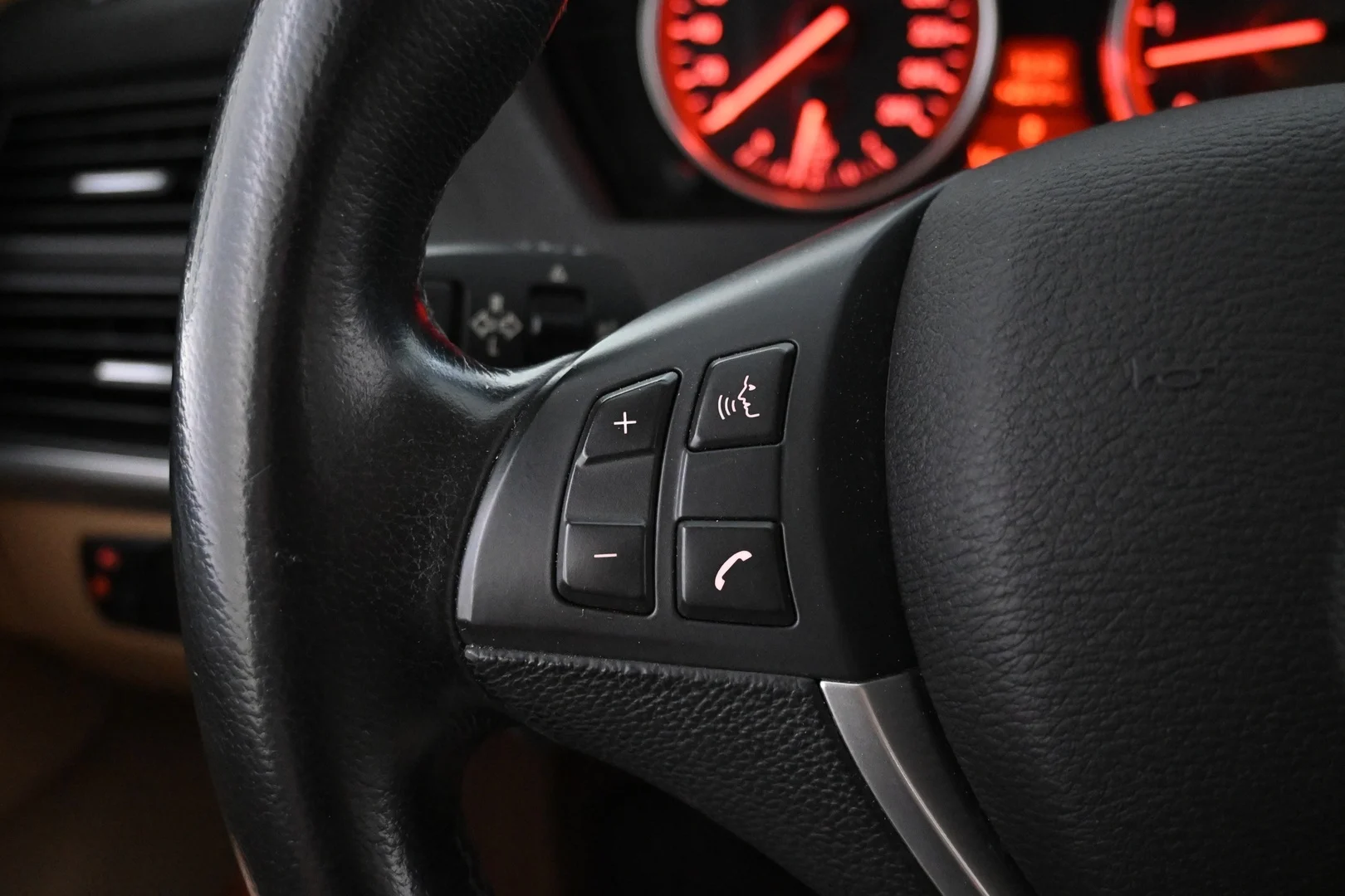 Car Image - 4rJmPFVBgT4bdsZpLnxjWJ