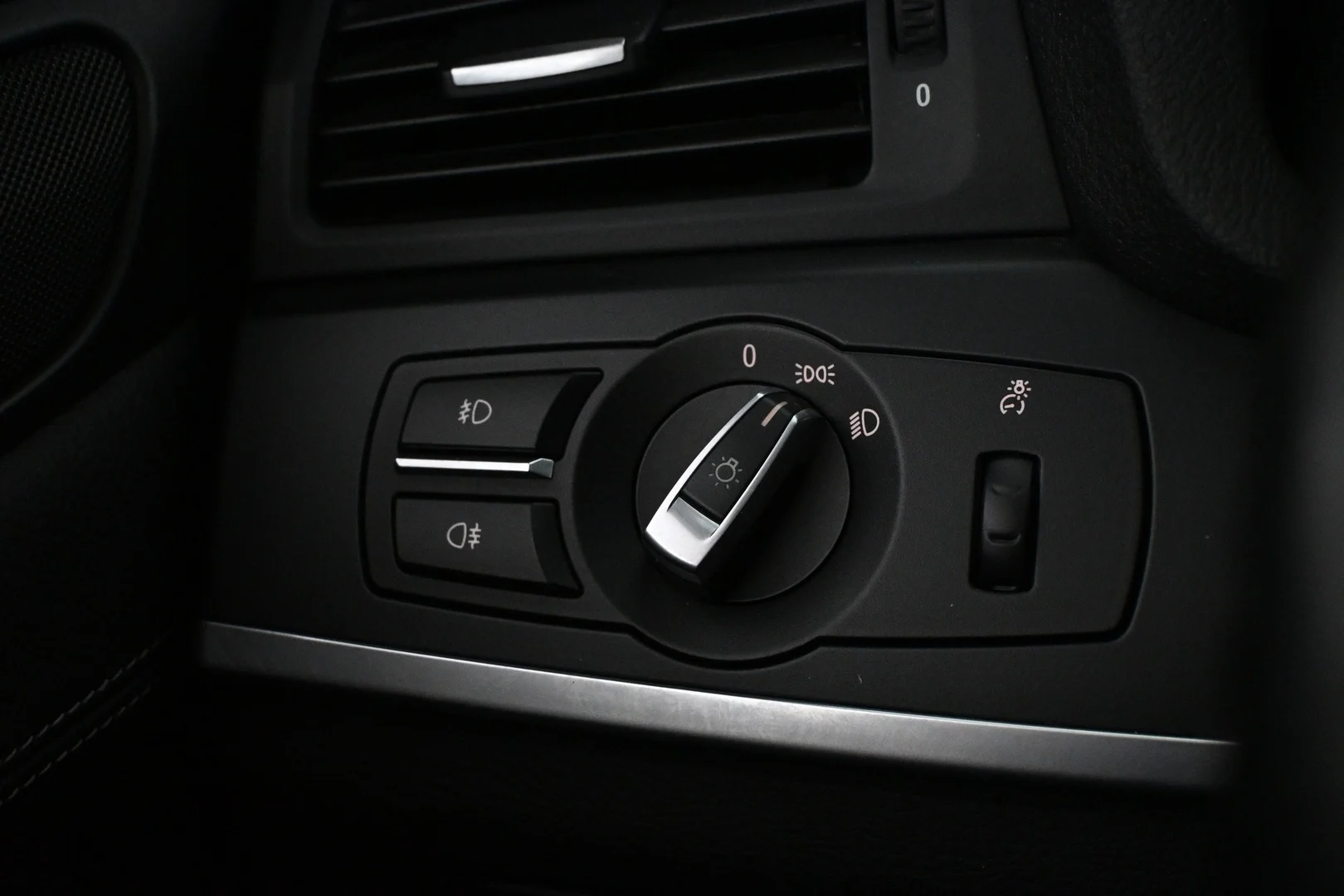 Car Image - 5wwp6gW9fC7WCYCGILXIgW