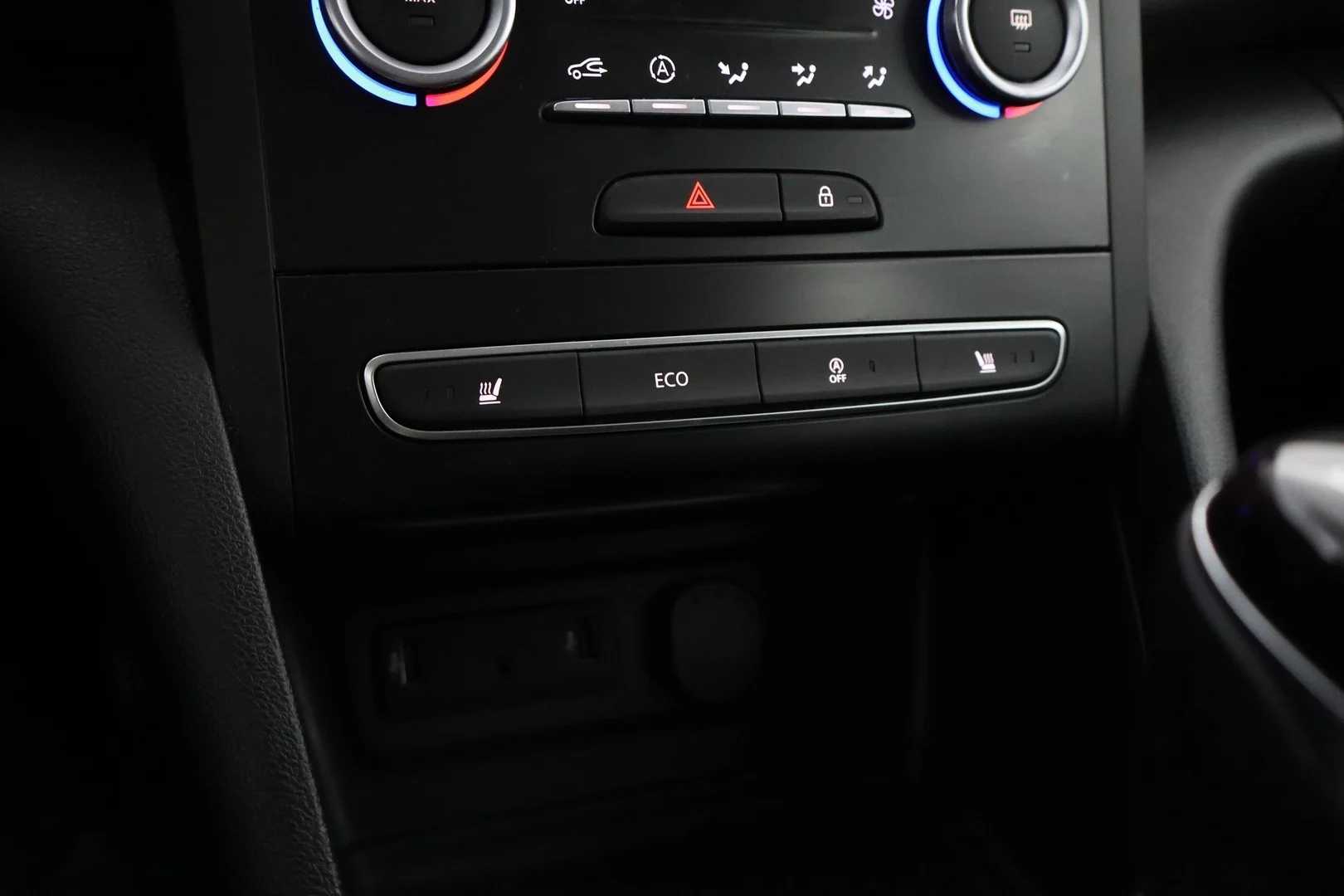 Car Image - 2N850zE7CNqU7Rz4bhTdpS